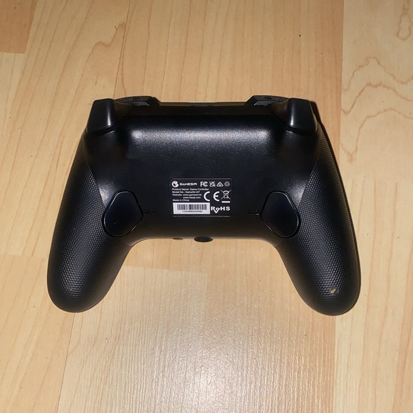 Xbox controller - Picture 2 of 2